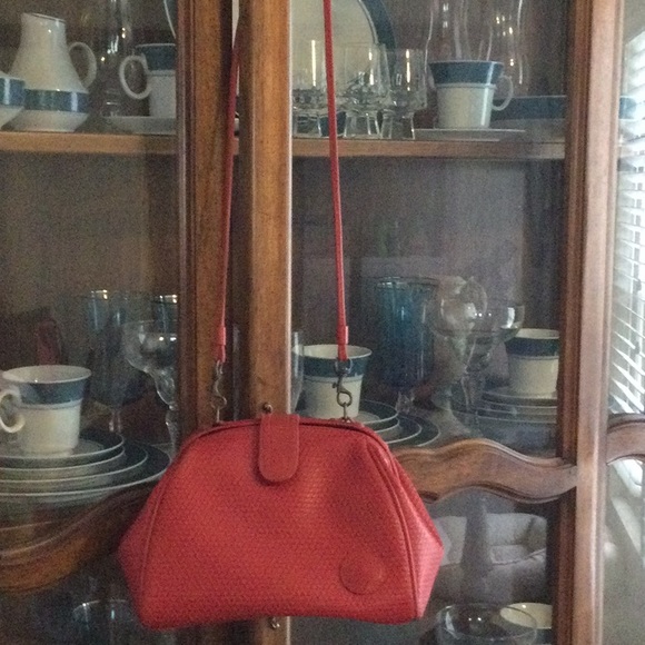 Liz Claiborne Small Satchel Bag - Picture 11 of 16